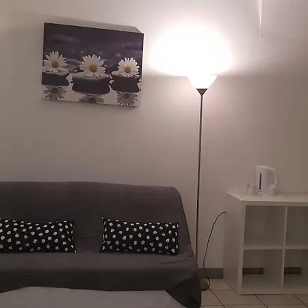 Happy Apartment